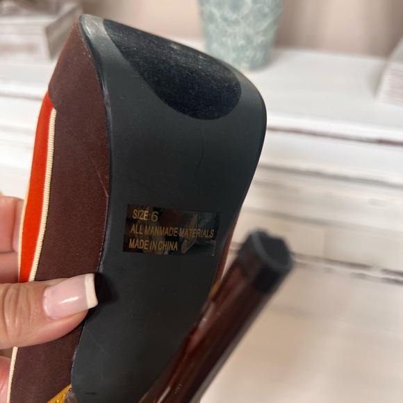 Peep Toe colorblock Platform Heels Size 6 NWOB - Picture 5 of 5